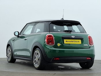 Used MINI Hatch 2023 for sale - 79399979: Photo