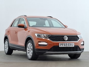 Used Volkswagen T-Roc 2019 for sale - 78498647: Photo
