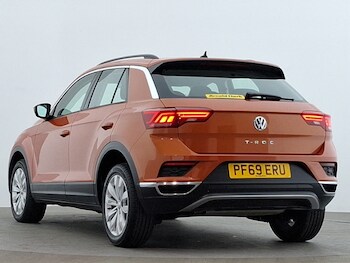 Used Volkswagen T-Roc 2019 for sale - 78498647: Photo