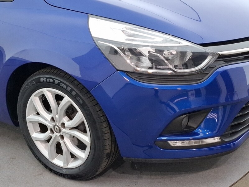 Used Renault Clio 2018 for sale - 77832162: Photo 9