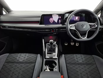 Used Volkswagen Golf 2024 for sale - 77219319: Photo