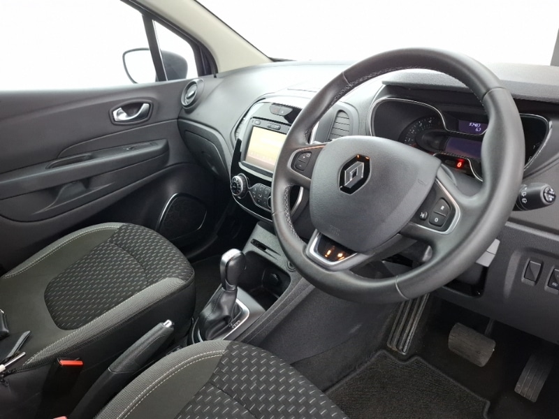 Used Renault Captur 2018 for sale - 77921979: Photo 12