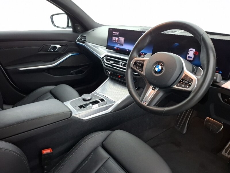 Used BMW 3 Series 2024 for sale - 76354505: Photo 12