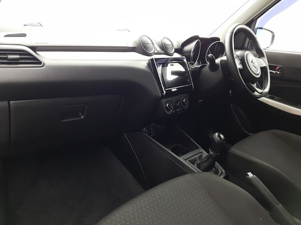 Used Suzuki Swift 2019 for sale - 76262147: Photo 5