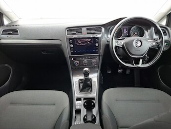 Used Volkswagen Golf 2019 for sale - 78550336: Photo