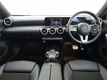 Used Mercedes-Benz A-Class 2019 for sale - 76331728: Photo 2