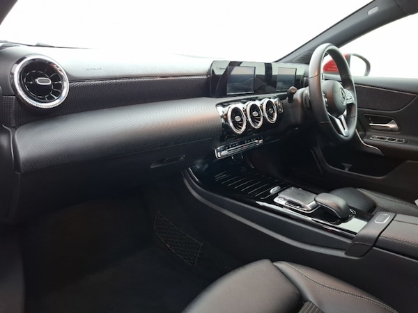 Used Mercedes-Benz A-Class 2019 for sale - 76331728: Photo 5