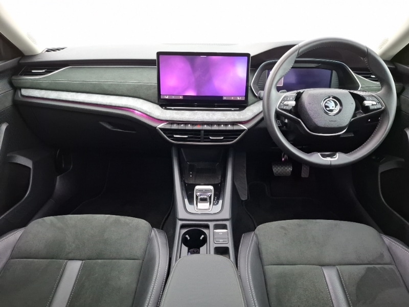 Used Skoda Octavia 2024 for sale - 78046417: Photo 2