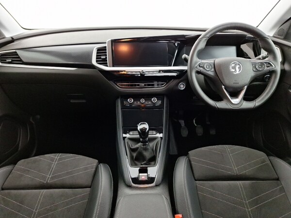 Used Vauxhall Grandland 2023 for sale - 76187775: Photo 2