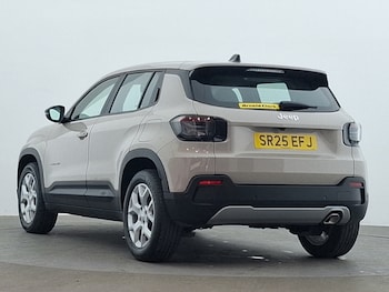 Used Jeep Avenger 2025 for sale - 79020726: Photo