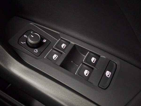 Used Volkswagen T-Cross 2024 for sale - 75056109: Photo 19