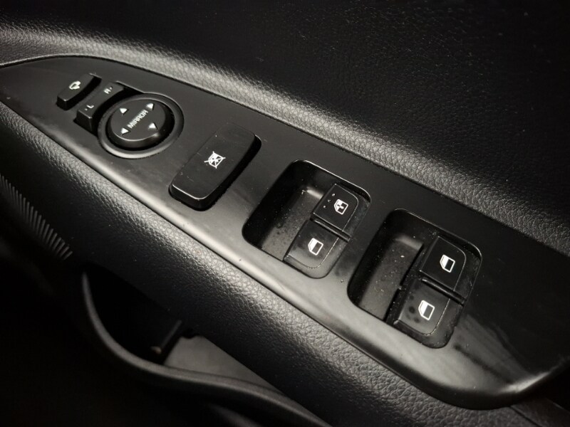 Used Kia Stonic 2021 for sale - 77251720: Photo 18