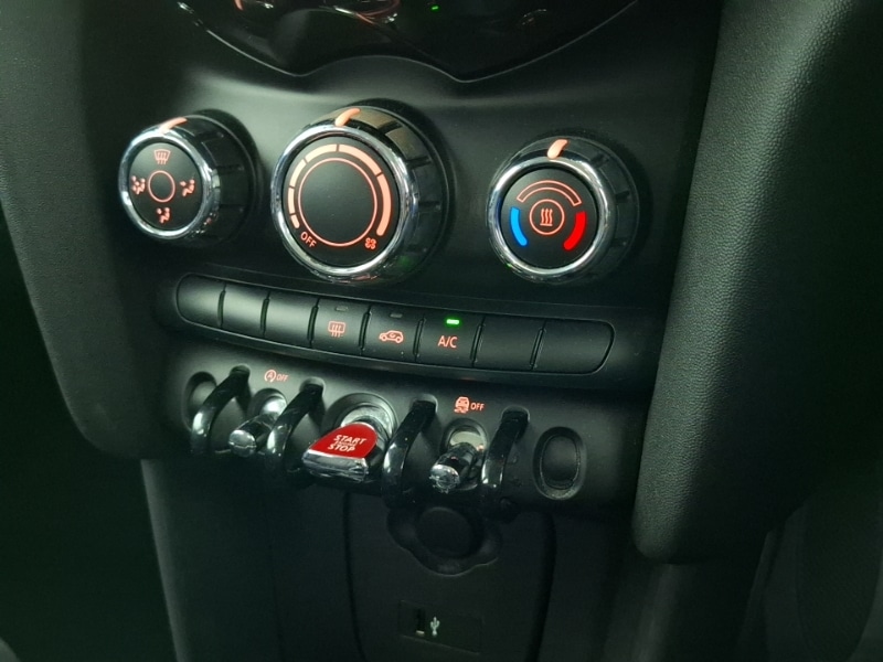 Used MINI Hatch 2018 for sale - 76335650: Photo 18