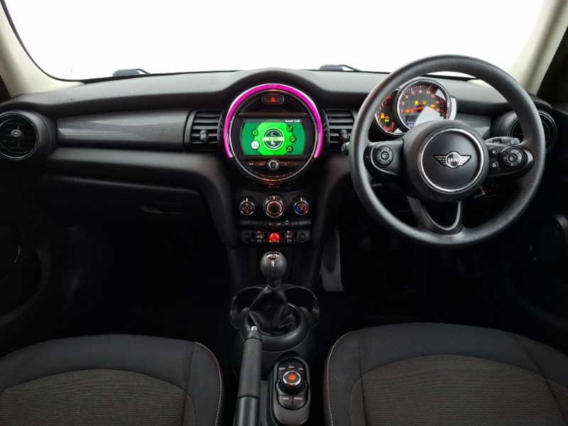 Used MINI Hatch 2018 for sale - 76335650: Photo 2