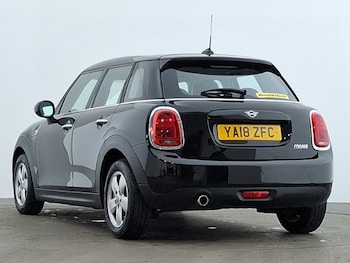 Used MINI Hatch 2018 for sale - 76335650: Photo