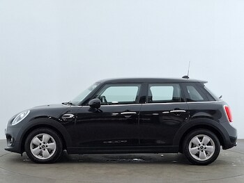Used MINI Hatch 2018 for sale - 76335650: Photo