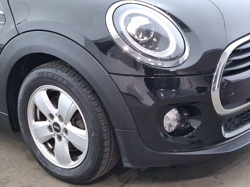 Used MINI Hatch 2018 for sale - 76335650: Photo 9