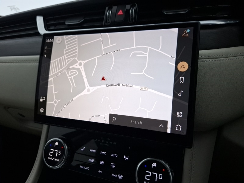 Used Jaguar F-Pace 2021 for sale - 76548726: Photo 18