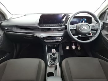 Used Hyundai BAYON 2024 for sale - 76221373: Photo 2