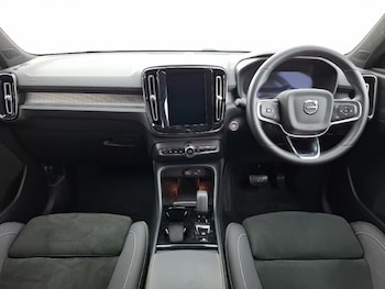 Used Volvo XC40 2024 for sale - 76237952: Photo
