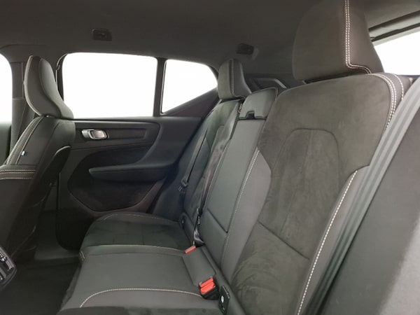 Used Volvo XC40 2024 for sale - 76237952: Photo 6