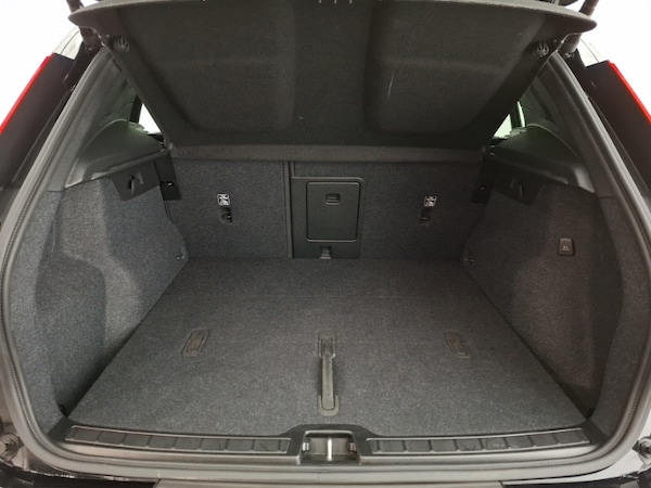 Used Volvo XC40 2024 for sale - 76237952: Photo 8