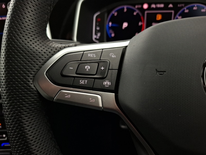 Used Volkswagen T-Roc 2025 for sale - 77194101: Photo 14