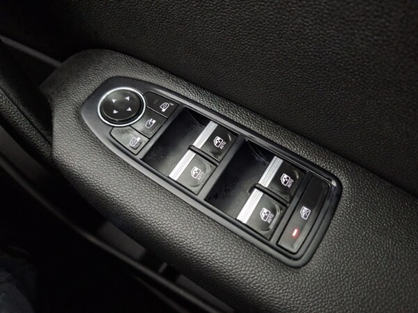 Used Renault Captur 2020 for sale - 75170062: Photo 18