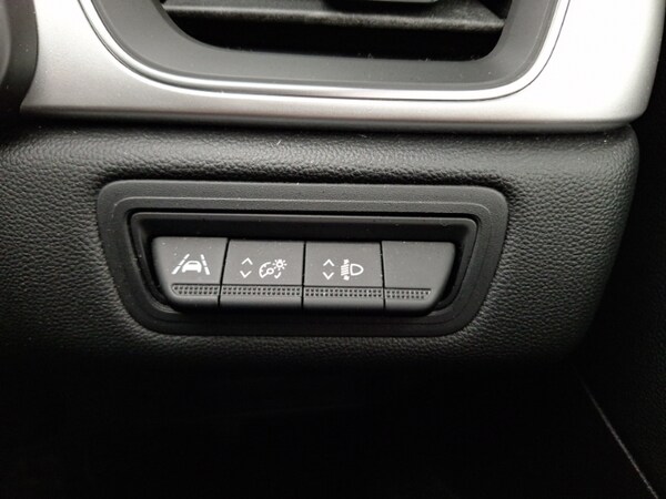 Used Renault Captur 2020 for sale - 75170062: Photo 19