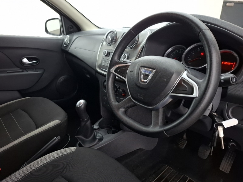 Used Dacia Sandero Stepway 2017 for sale - 77522481: Photo 12