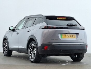 Used Peugeot 2008 2023 for sale - 78391452: Photo