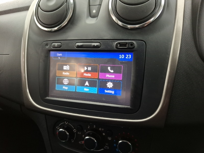 Used Dacia Sandero Stepway 2016 for sale - 76392918: Photo 11