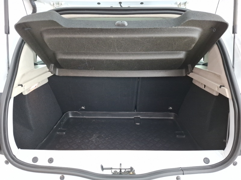 Used Dacia Sandero Stepway 2016 for sale - 76392918: Photo 8