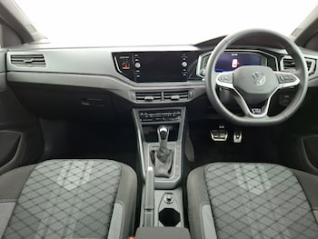 Used Volkswagen Polo 2025 for sale - 77576796: Photo