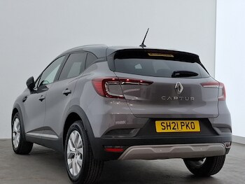 Used Renault Captur 2021 for sale - 78342359: Photo