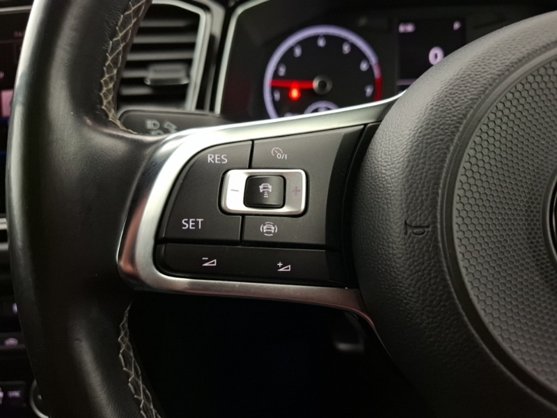 Used Volkswagen T-Roc 2021 for sale - 77333638: Photo 14