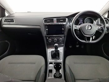 Used Volkswagen Golf 2018 for sale - 75989098: Photo