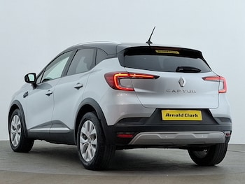 Used Renault Captur 2021 for sale - 78740344: Photo