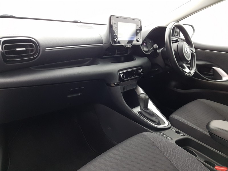 Used Toyota Yaris 2020 for sale - 76129736: Photo 5