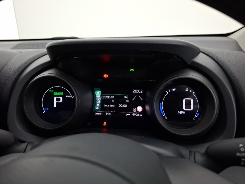 Used Toyota Yaris 2022 for sale - 77948107: Photo 10