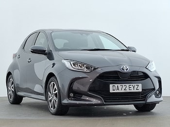 Used Toyota Yaris 2022 for sale - 77948107: Photo