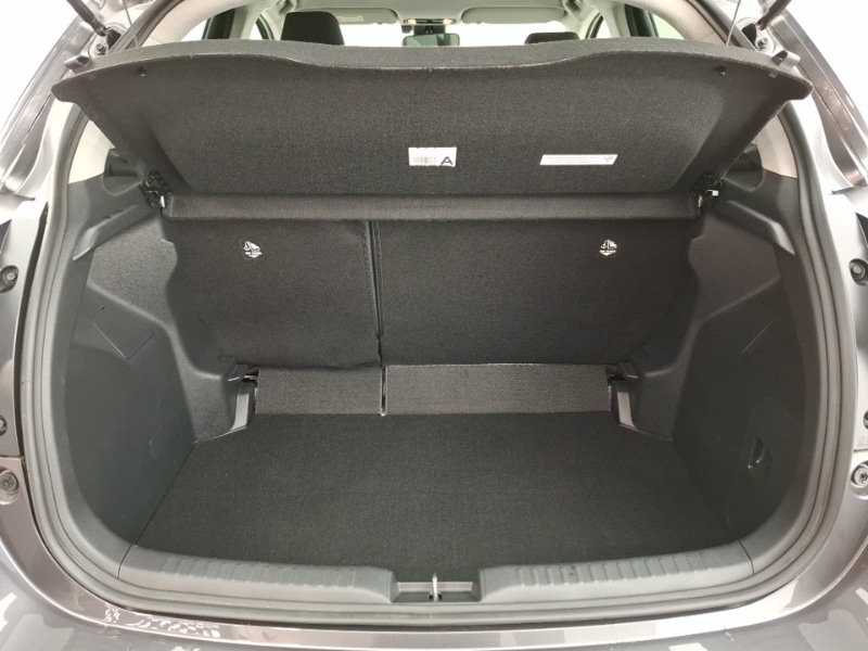 Used Toyota Yaris 2022 for sale - 77948107: Photo 8