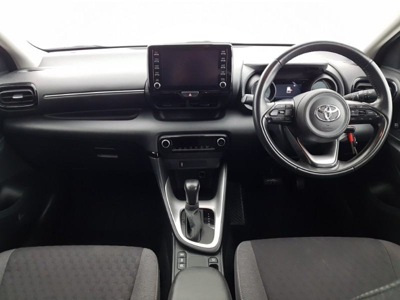 Used Toyota Yaris 2022 for sale - 76129737: Photo 2