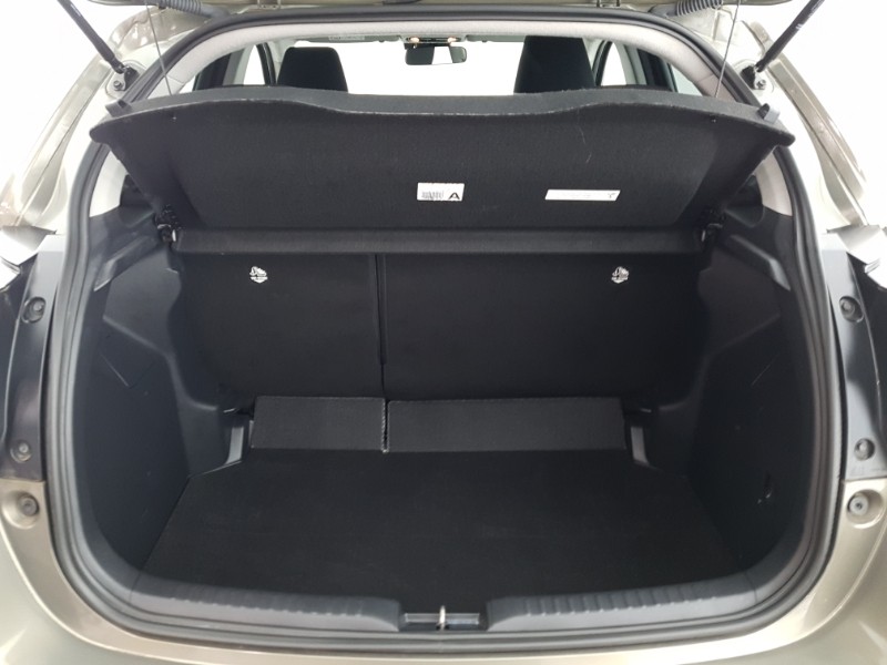Used Toyota Yaris 2022 for sale - 76129737: Photo 8