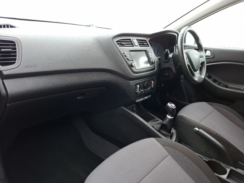 Used Hyundai i20 2019 for sale - 76378709: Photo 5
