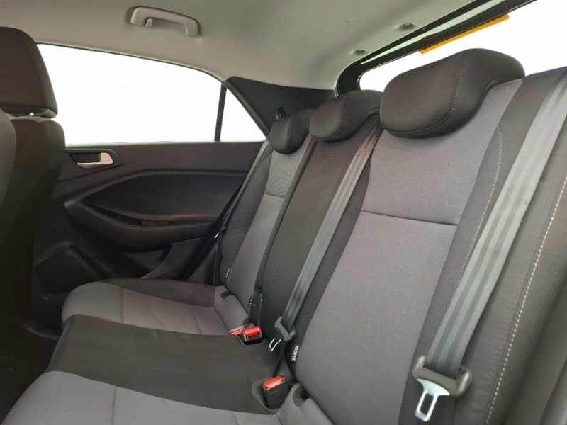 Used Hyundai i20 2019 for sale - 76378709: Photo 6