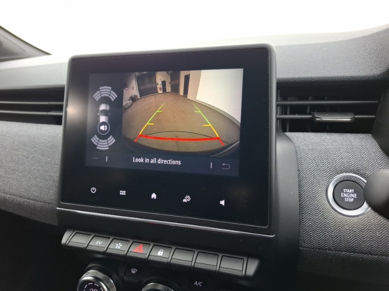 Used Renault Clio 2025 for sale - 77385706: Photo 11