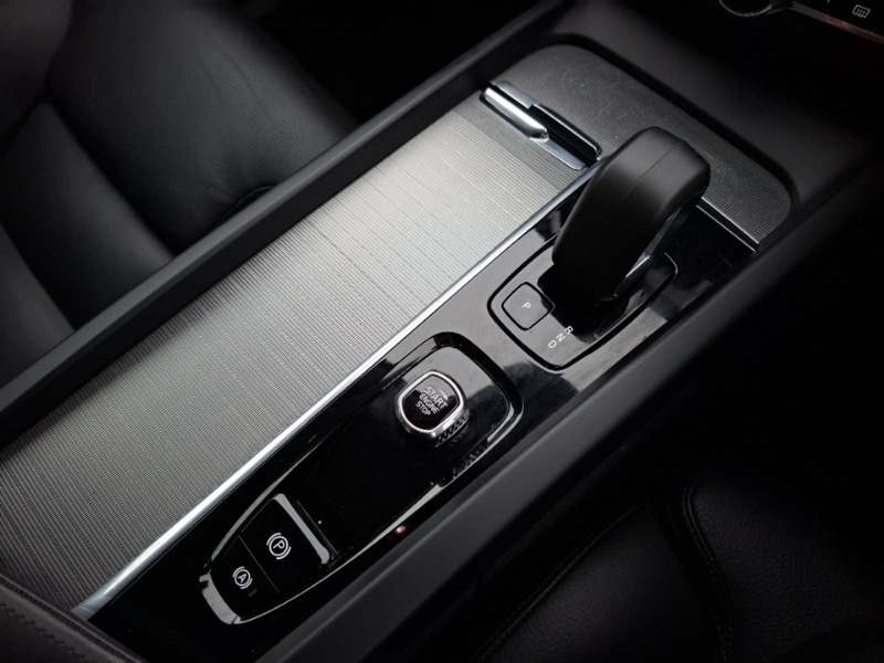 Used Volvo XC60 2023 for sale - 77265080: Photo 13