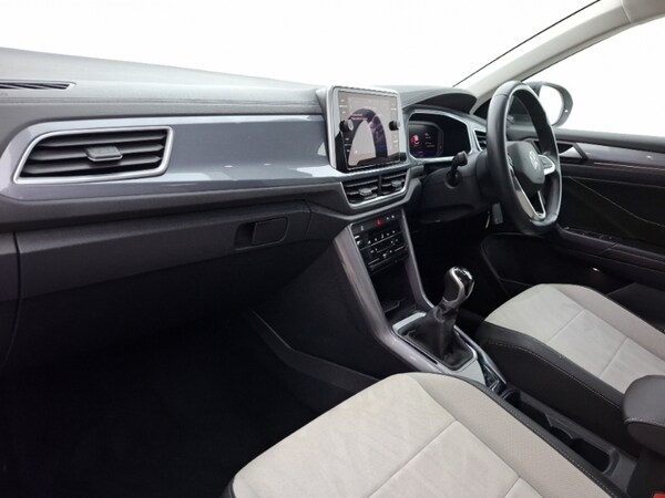 Used Volkswagen T-Roc 2022 for sale - 76275587: Photo 5