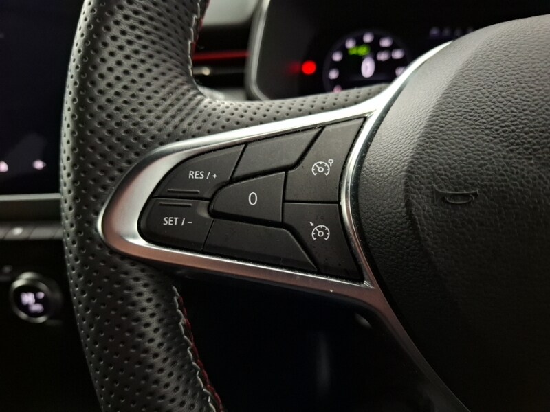 Used Renault Clio 2023 for sale - 76533080: Photo 14